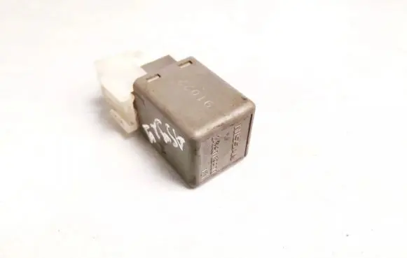 Nissan Almera N16 Other relay 24330c9900