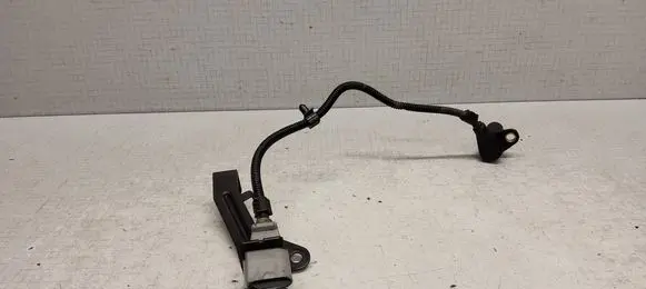 Volkswagen Transporter - Caravelle T5 Crankshaft speed sensor 070971502F 9805940