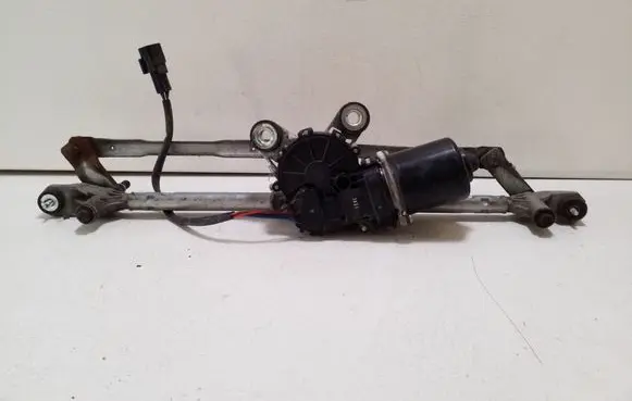 Front wiper linkage and motor