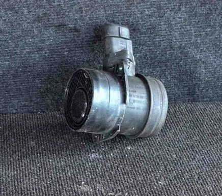 Volkswagen Transporter - Caravelle T5 Mass air flow meter
