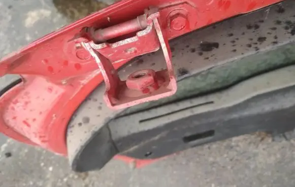 Alfa Romeo 147 Tailgate/trunk/boot hinge