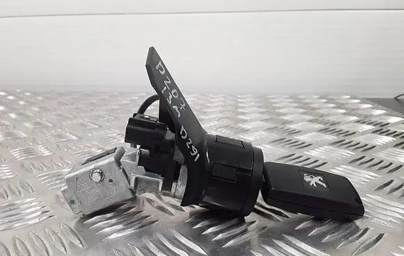 Peugeot 207 CC Ignition lock 9663123280