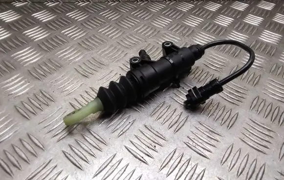 Mini One - Cooper Coupe R56 Clutch slave cylinder 526774078