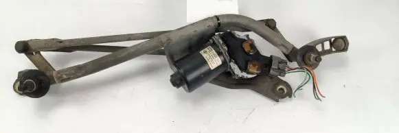 Nissan Almera Tino Front wiper linkage 