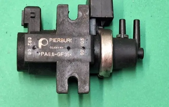 BMW 3 E46 Vacuum valve 