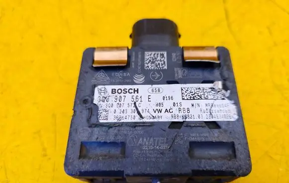 Skoda Superb B8 (3V) Distronic sensor radar 3Q0907561E 3Q0907572C