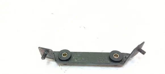 Mitsubishi 3000 GT Engine mounting bracket 