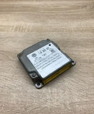 Volkswagen PASSAT B5 Airbag control unit/module 1J0909607