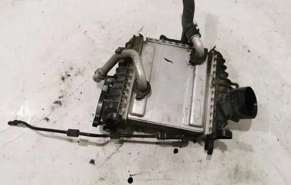 Mercedes-Benz E W213 Intercooler radiator A6540103403 421450F213