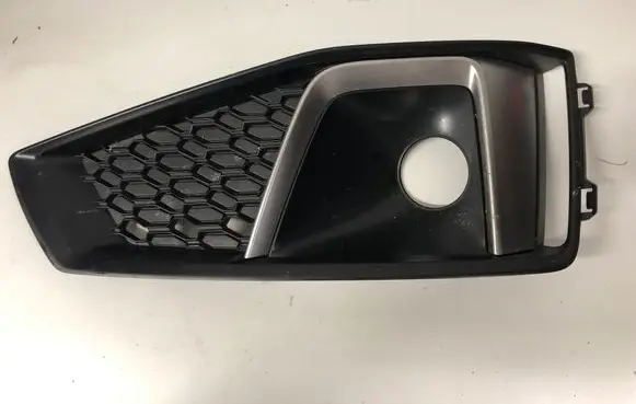 Audi A4 S4 B9 Front fog light trim/grill 8W0807682b