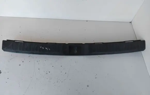 Toyota Corolla Verso AR10 Trunk/boot sill cover protection 647160F010