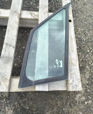 Mercedes-Benz Sprinter W906 Front door vent window glass four-door 43R000016 E000191 DOT211M75AS2