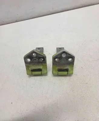 Volkswagen Caddy Tailgate/trunk/boot hinge 
