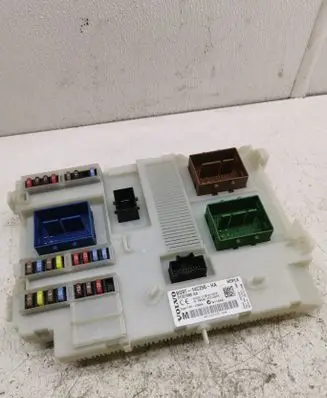 Volvo XC60 Fuse module BG9T14C256HA 31327995AA 3659AF01125TP