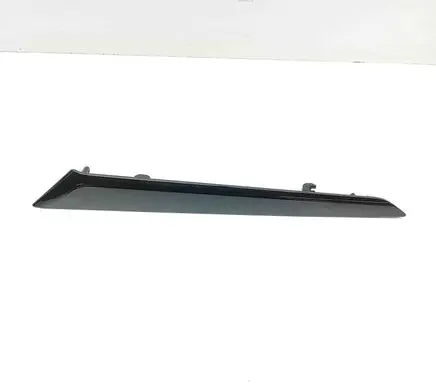 Maserati Levante Front door card panel trim 670047741