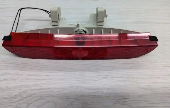 Mazda 3 I Third/center stoplight p3591