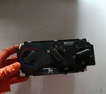 Opel Astra G Climate control unit 90560365 52475624 101172M