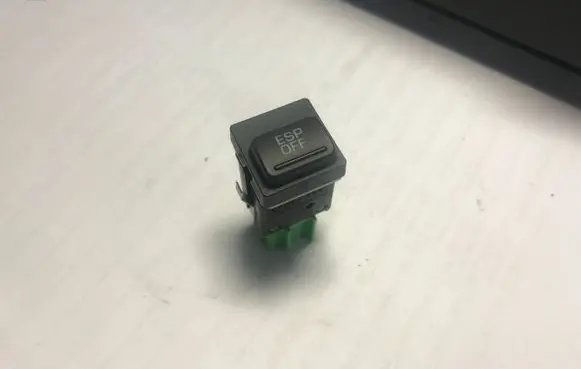 Skoda Fabia Mk2 (5J) ESP (stability program) switch 5J0927134B