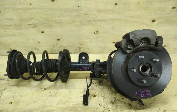 Toyota Prius (XW30) Front wheel hub spindle knuckle