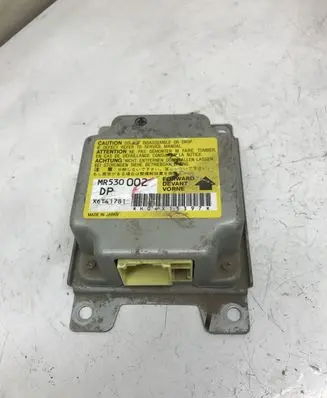 Mitsubishi Pajero Sport I Airbag control unit/module