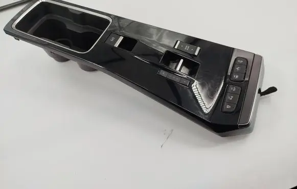 Opel Mokka B Center console M0U023616 GE0062771