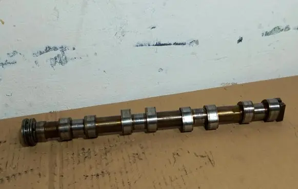 BMW X1 E84 Camshaft 757227903E