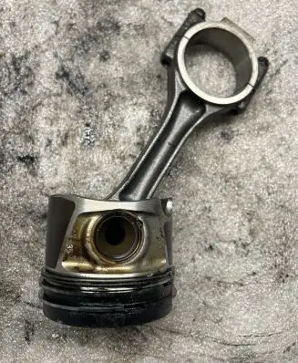 Piston