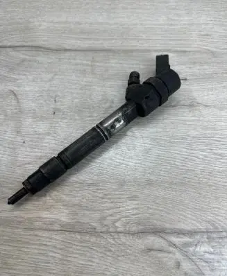 Mercedes-Benz A W168 Fuel injector 0445110116