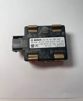 Mercedes-Benz C W205 Distronic sensor radar A0009058913 39R14888 0203303790