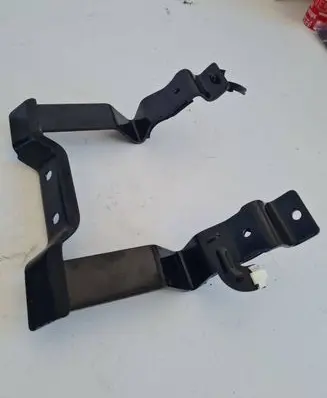 Battery bracket