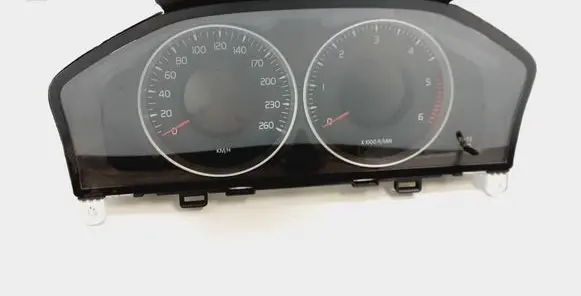 Volvo V70 Speedometer (instrument cluster) 31327581