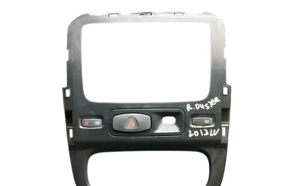 Dacia Duster Center console decorative trim 682604477R 682609977R