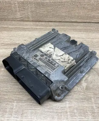Volkswagen PASSAT B6 Engine control unit/module ECU 03L906022KB 0281017261