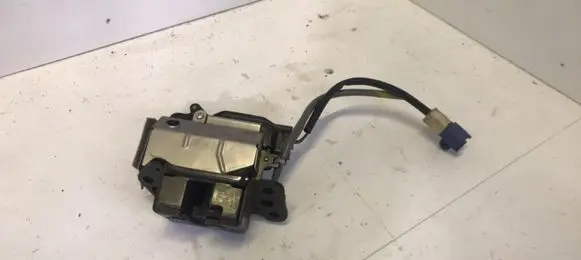 Toyota Corolla Verso E121 Tailgate/trunk/boot lock/catch/latch