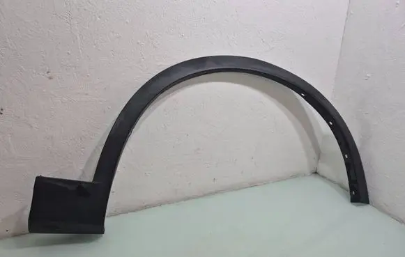BMW X3 F25 Front arch trim 7210082
