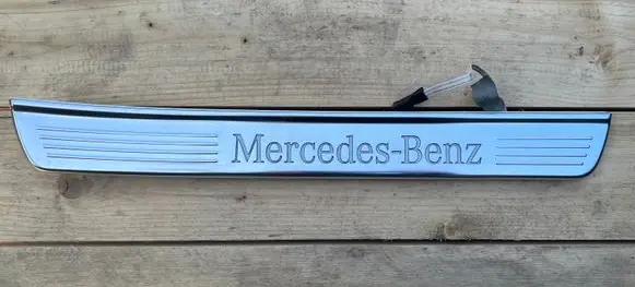Mercedes-Benz S W222 Rear sill trim cover A2226803735 A2226809535