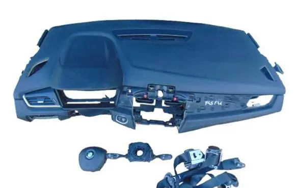 BMW 2 F45 Dashboard