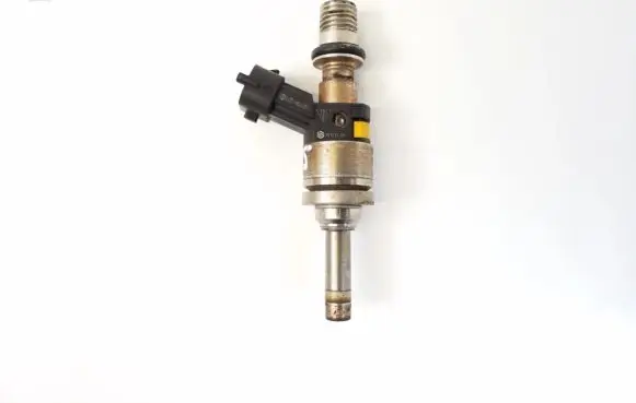Porsche Cayenne (92A) Fuel injector 94811012872