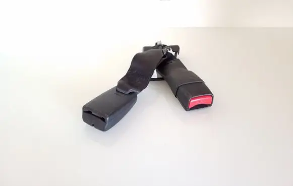 Mazda CX-7 Rear seatbelt