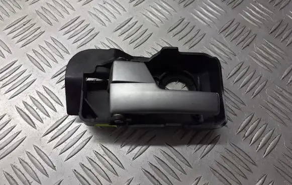 Ford Mondeo Mk III Rear door interior handle 1S71-F22601-AF