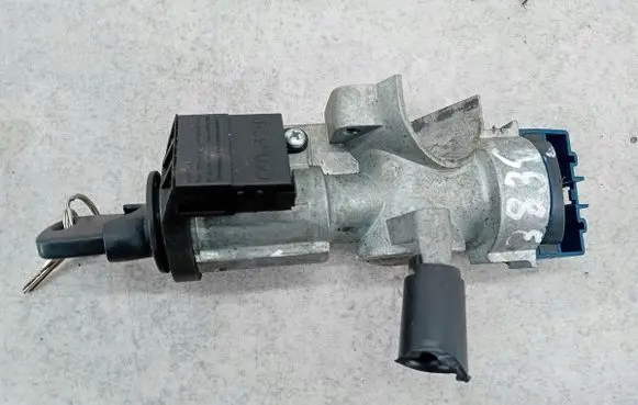 Ford Maverick Ignition lock 
