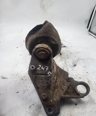 Audi A4 S4 B5 8D Engine mounting bracket 8D0859114