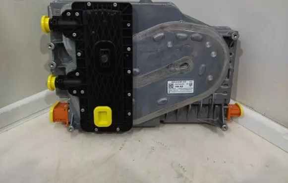 Volkswagen ID.7 Battery charger (optional) 1EA915681EG LAD008