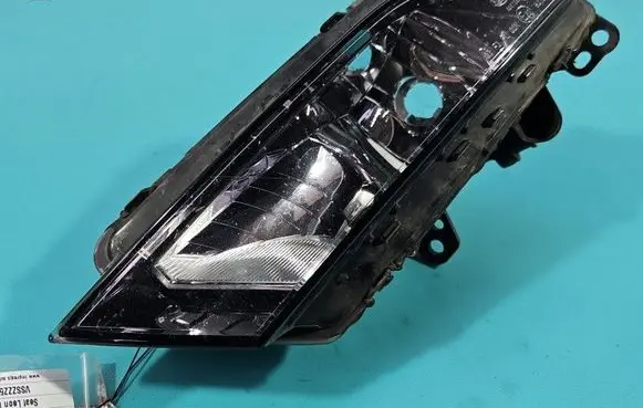 Seat Leon (5F) Front fog light 1NE011077011 IMPRK1581042