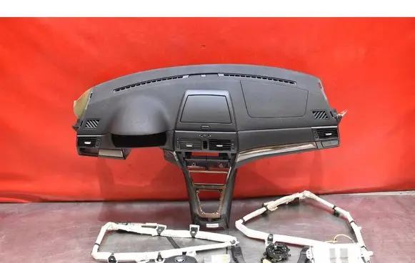 BMW X3 E83 Dashboard 