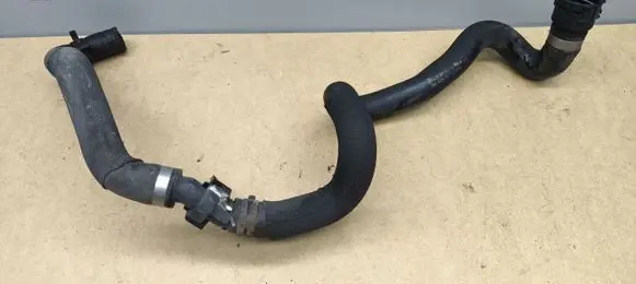 Mercedes-Benz C W205 Engine coolant pipe/hose A2058301902