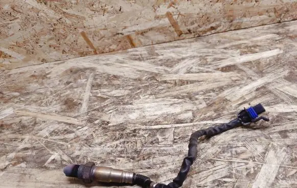 Cadillac XTS Lambda probe sensor 12640453