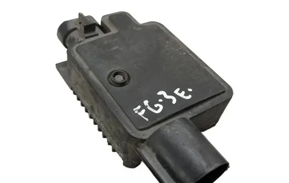 Coolant fan relay