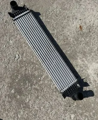 Ford Focus Intercooler radiator BV619L440AE W2712004