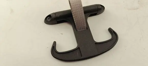 Skoda Octavia Mk2 (1Z) Tie down hook / loop 6Y5867615